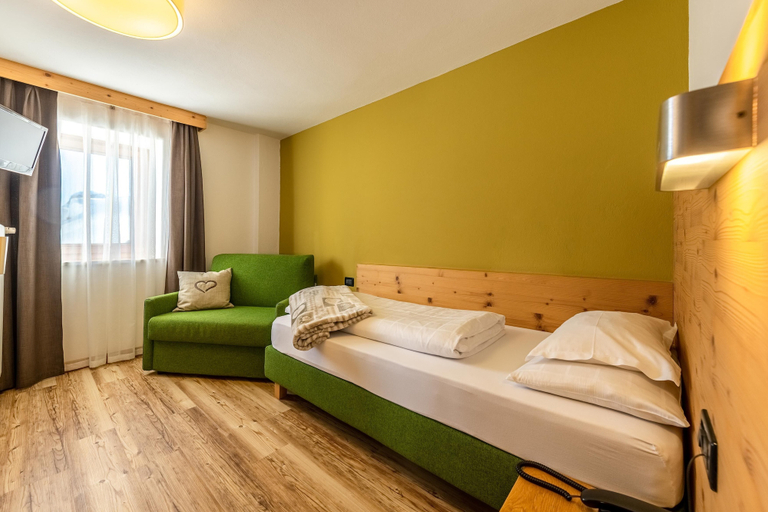 Bedroom 2, Hotel Col Di Lana, Trento