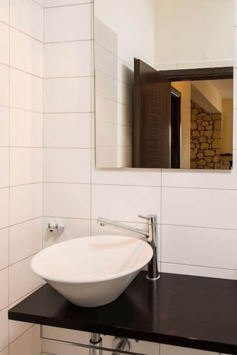 Bathroom 3, Villa Silvia, Crete