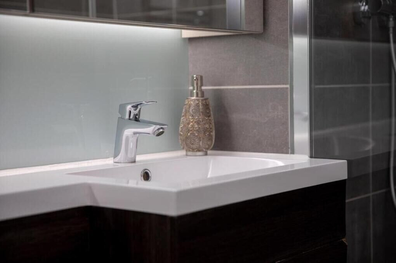 Bathroom 3, The Vanguard - York Residence, York