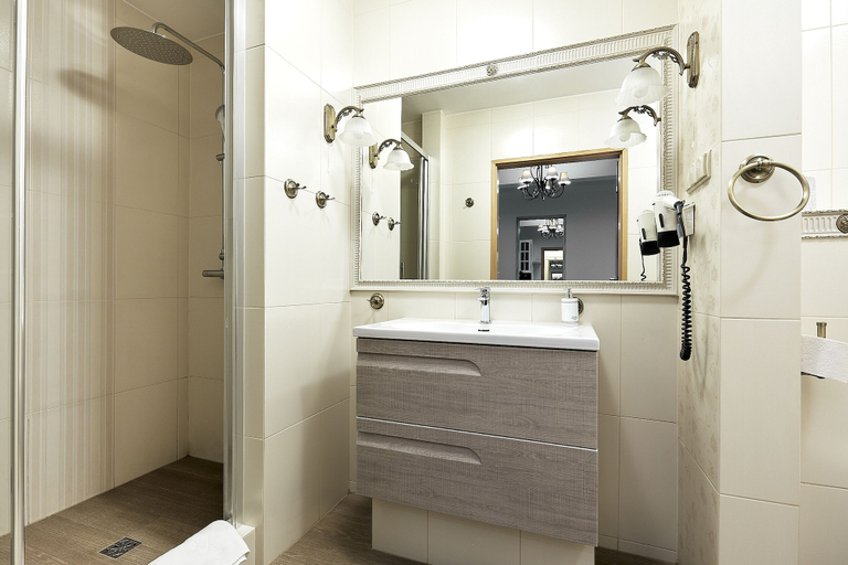 Bathroom 4, Willa Labelle, Tatra