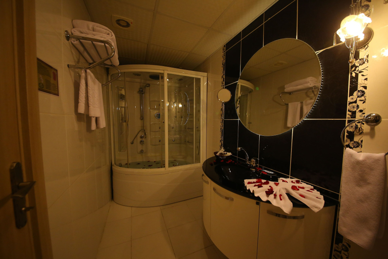 Bathroom 4, My House Otel, Merkez