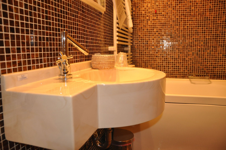 Bathroom 3, Le Calandre Hotel, Padua