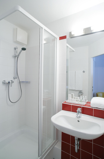 Bathroom 4, Hotel Senator Vienna, Wien