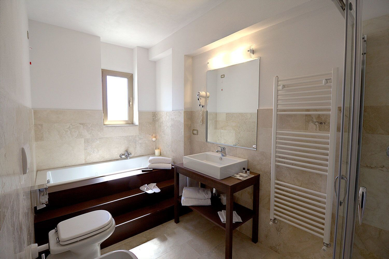 Bedroom 5, Hotel Park, Arezzo