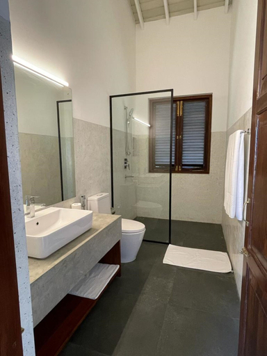 Bathroom 4, Sitara Weligama, Weligama