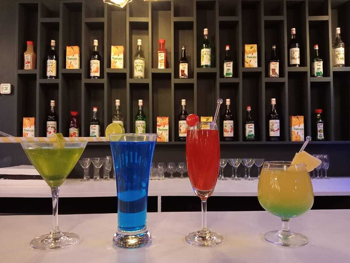 Food & Drinks 5, Primeland Hotel, Varanasi