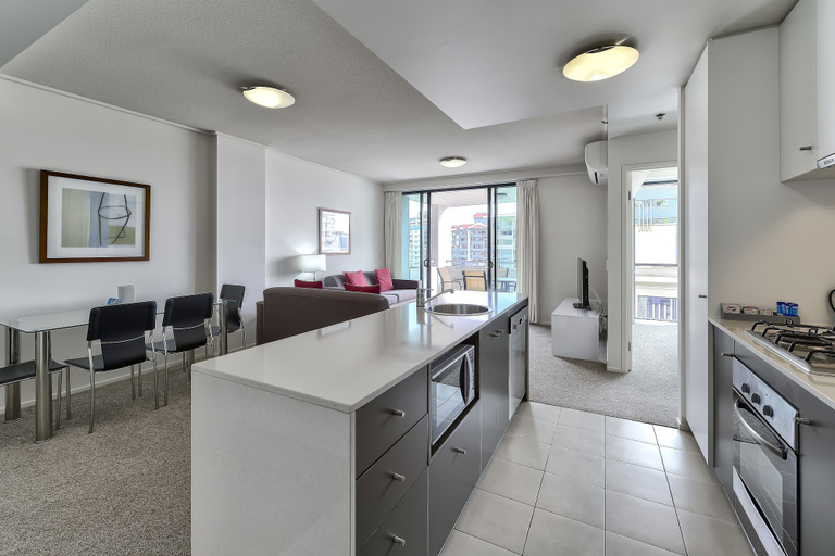 Others 4, SKD SUITES, Spring Hill