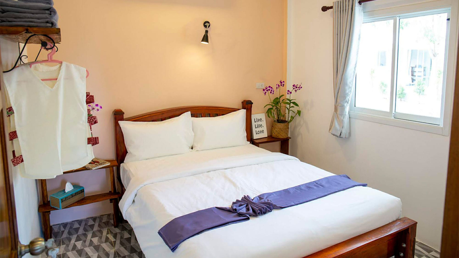 Bedroom 4, Enda Lanta Bungalows, Ko Lanta