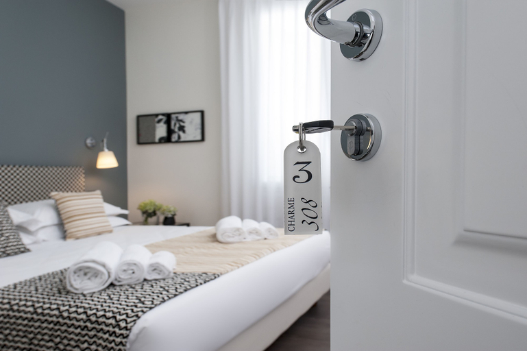 Bedroom 5, Charme 308, Rome