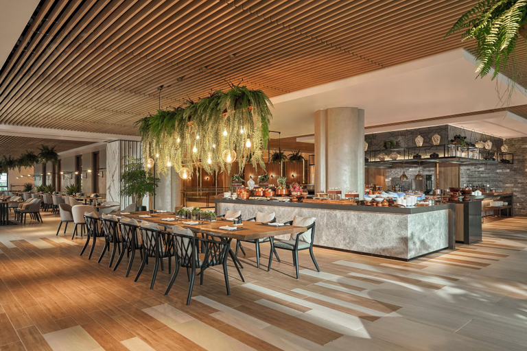 Food & Drinks 5, The Yacht Hotel by DC, Hạ Long