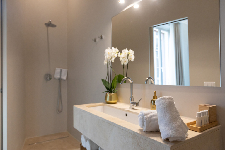 Bathroom 5, Domus 21 Luxury Suites, Rome