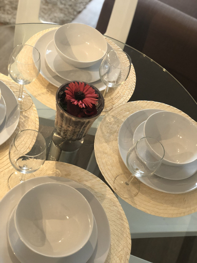 Food & Drinks, Town Apartment, Hertfordshire