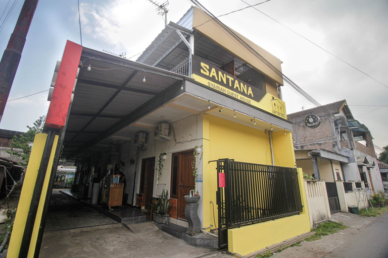 Exterior & Views 2, Capital O 2258 Santana Syariah Guest House, Sukoharjo