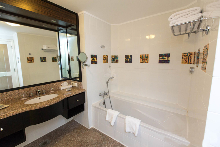 Bathroom 4, Royal Monte Carlo Sharm El Sheikh - Adults only, Sharm el-Sheikh