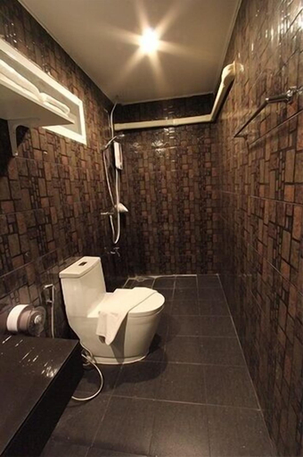 Bathroom 5, ThongRan's house, Muang Chiang Mai