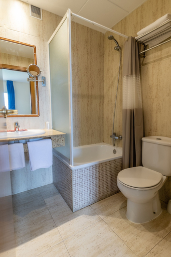 Bathroom 4, Hotelet elRetiro, Tarragona
