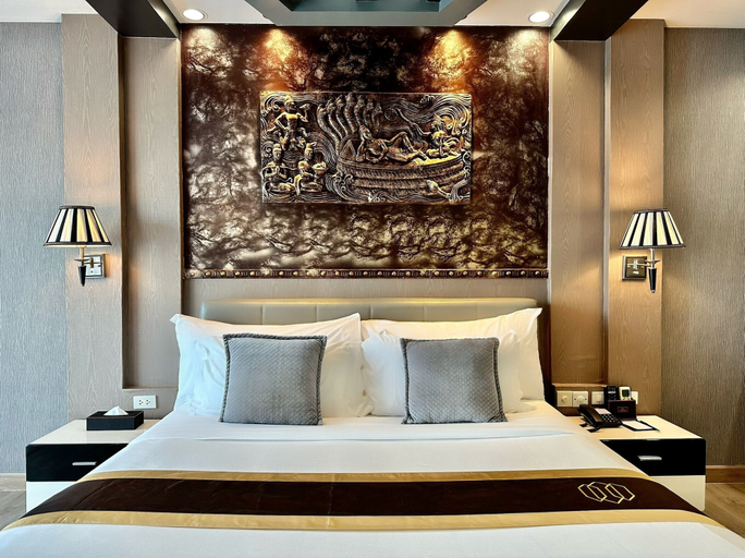 Bedroom 4, KTK Pattaya Hotel and Residence, Pattaya