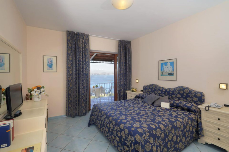 Bedroom 3, Le Querce Resort Sea Thermae & SPA, Napoli