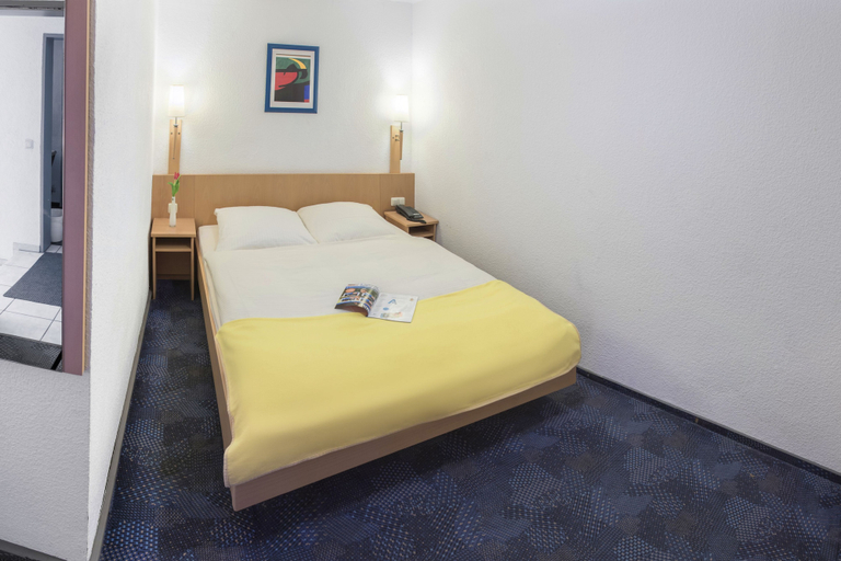 Bedroom 4, Hansa Hotel, Düsseldorf