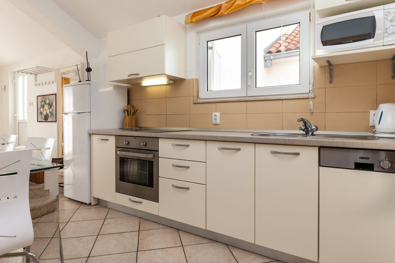 Others 5, VILLA LIVIA APARTMENTS, Bol