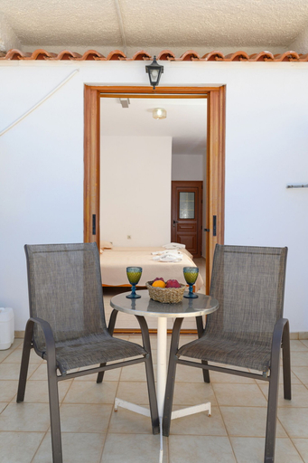 Others 5, Adonis Hotel, Crete