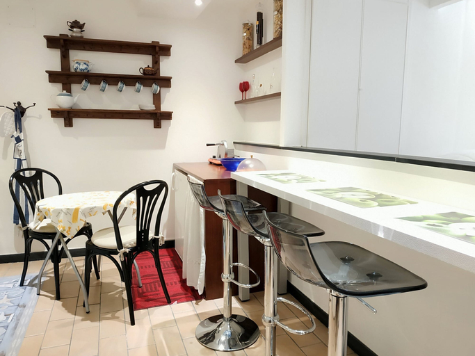 In-room dining, Holiday Apartment in Sori, Genova