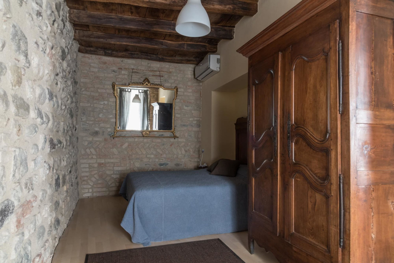 Bedroom 2, Casa Collini Salò, Brescia