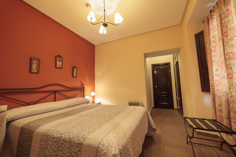Bedroom 2, Casa Palacio de Los Leones, Cádiz