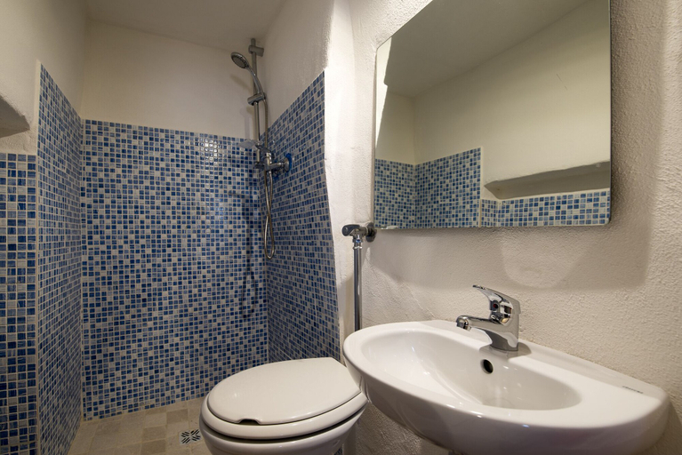 Bathroom, Casina Nina, Brindisi