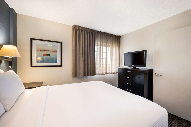 Bedroom 4, Sonesta Simply Suites Albuquerque Midtown, Bernalillo