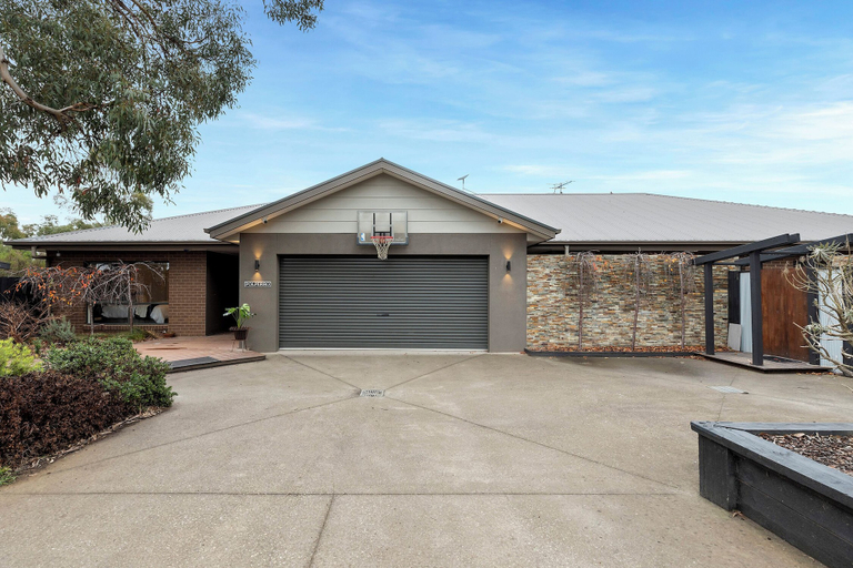 Exterior & Views 2, 10BR birdwatch house Great Ocean Road, Bellarine - Inner