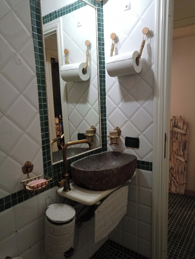 Bathroom 5, COSTUMBRISMO CAFFE', Rome