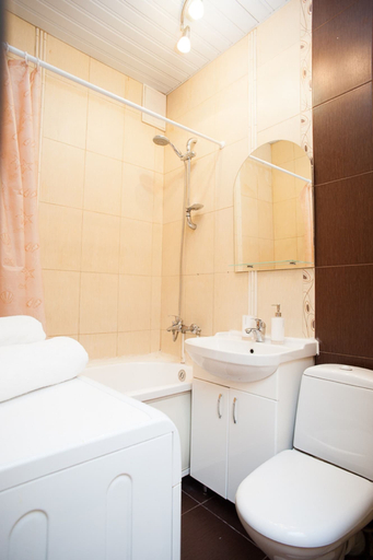 Bathroom 3, Inndays Belorusskaya, Northern