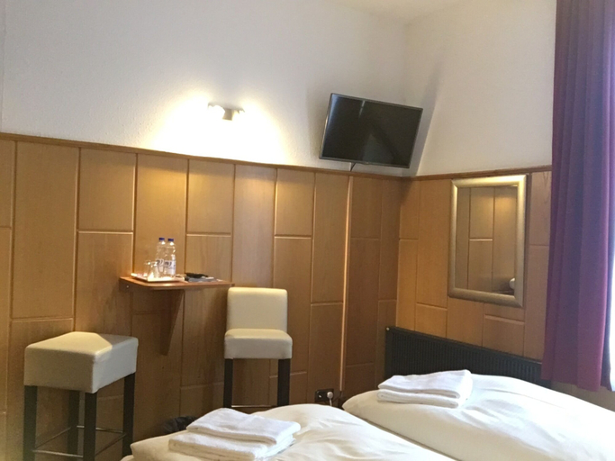 Bedroom 4, Hotel-Restaurant Druidenstein, Harz