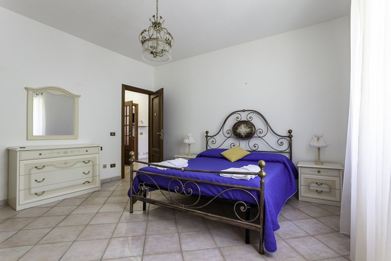 Bedroom 5, La Villa - Luxury Home, Rieti