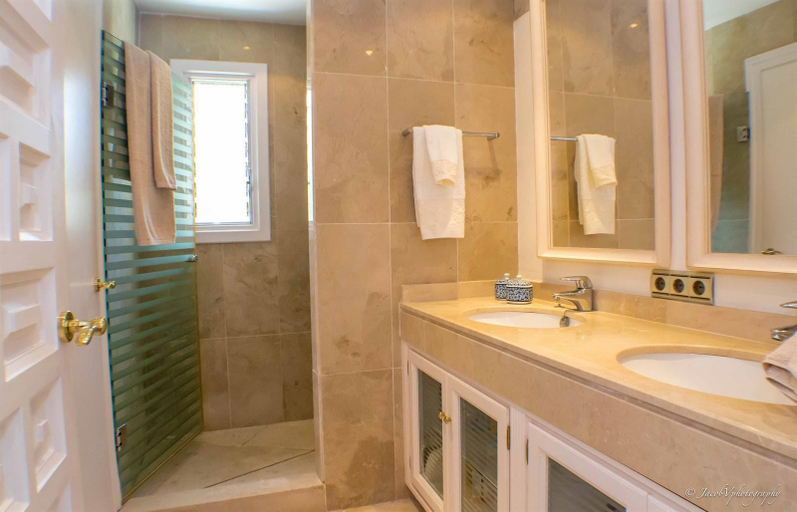 Bathroom 4, Fabulous Villa 200 M From Beach, Málaga