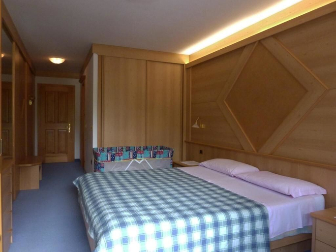 Bedroom 2, Appartamenti Majon Sotroi, Trento