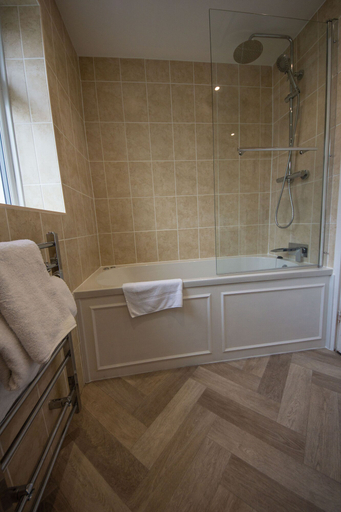 Bathroom 5, Best Western York House Hotel, East Sussex