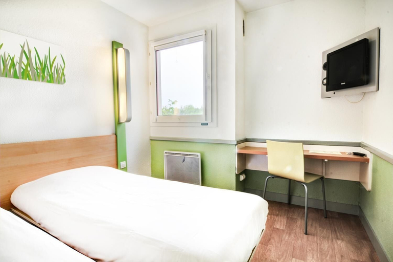 Bedroom 3, ibis budget Besancon Nord Ecole Valentin, Doubs