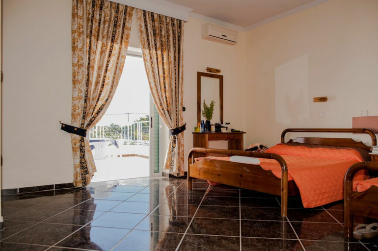 Bedroom 2, Eleni Hotel, South Aegean