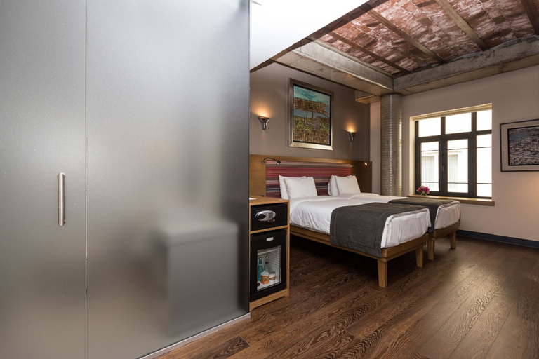 Bedroom 2, Bankerhan Hotel, Beyoğlu
