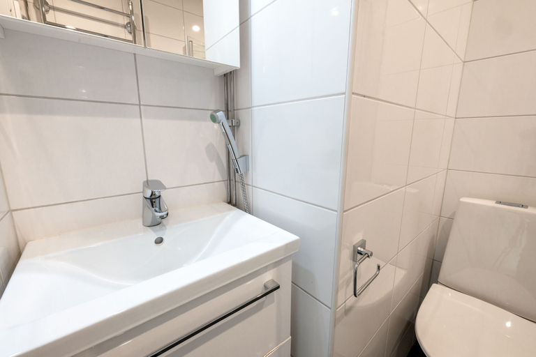 Bathroom 4, 2ndhomes Beautiful & Modern 1BR Home with Central Location, Uusimaa