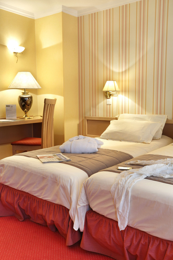 Bedroom 2, Hotel Amelie, Savoie