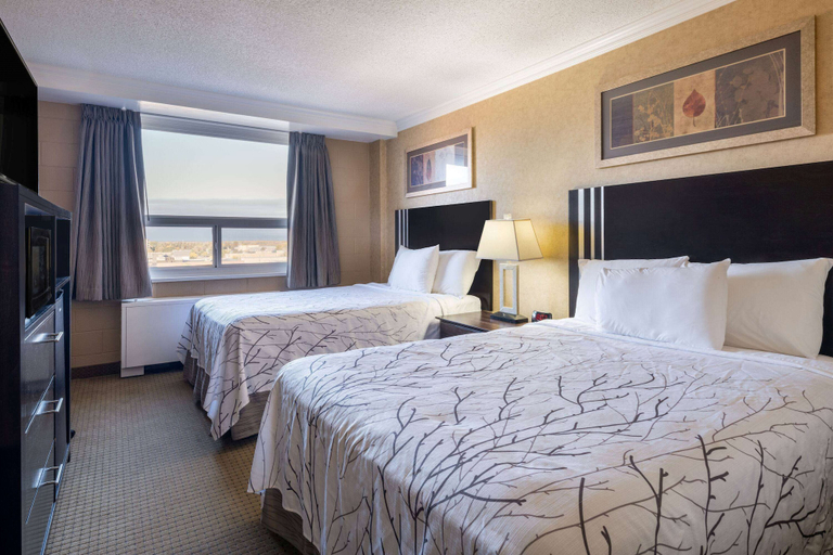 Bedroom 4, Travelodge by Wyndham Prince Albert, Division No. 15