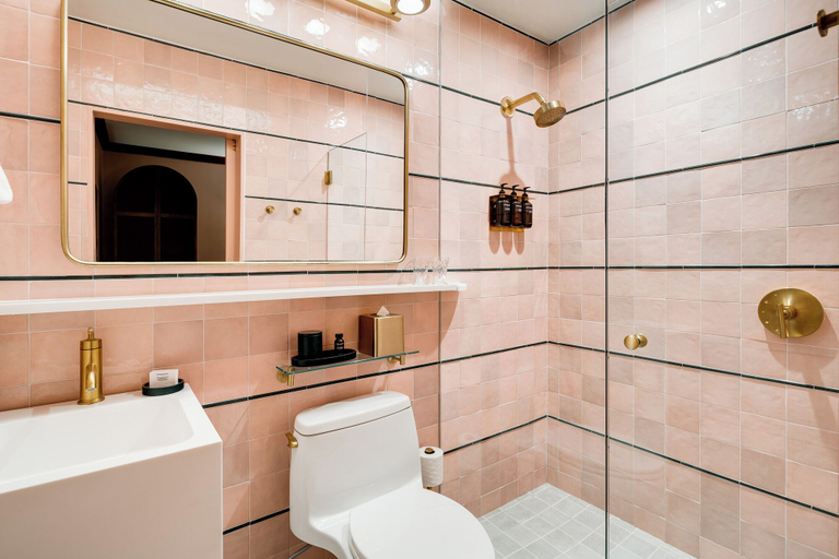Bathroom 5, Esmé Miami Beach, Miami-Dade