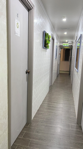 Others 4, Ming Shing Guesthouse, Hong Kong Island