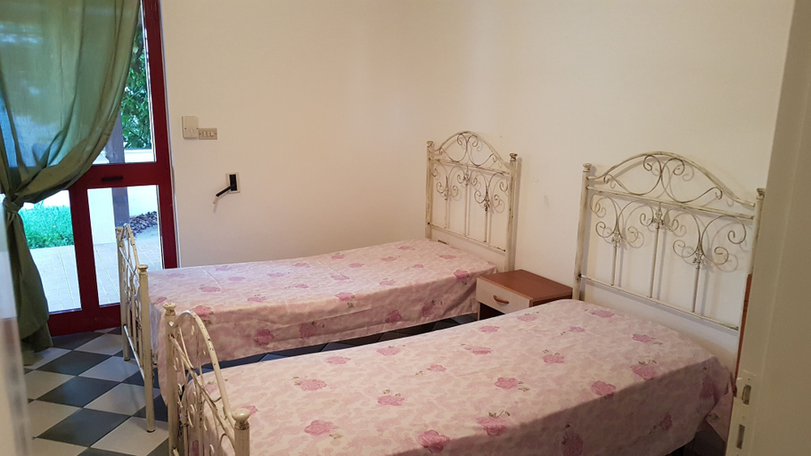 Room 5, Villetta Silvia Capilungo, Lecce