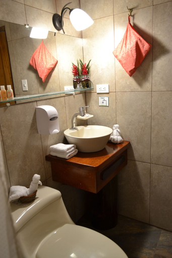 Bathroom 5, Hostería Puerto Gaviota, Atacames