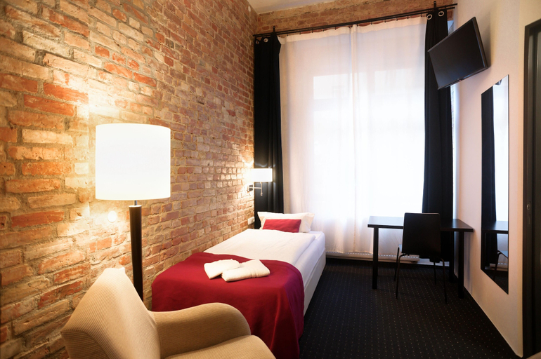 Bedroom 4, Hotel Goldmarie, Berlin
