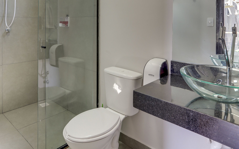 Bathroom 4, Innbox - Canasvieiras - Hostel, Florianopolis